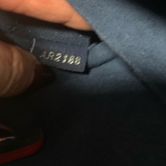 Louis Vuitton EPI Twist tote - Picture 13 of 17